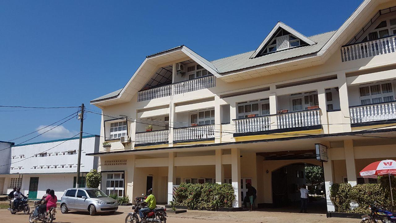 Centre D' Accueil Joli Reve Hotel Kisangani ภายนอก รูปภาพ