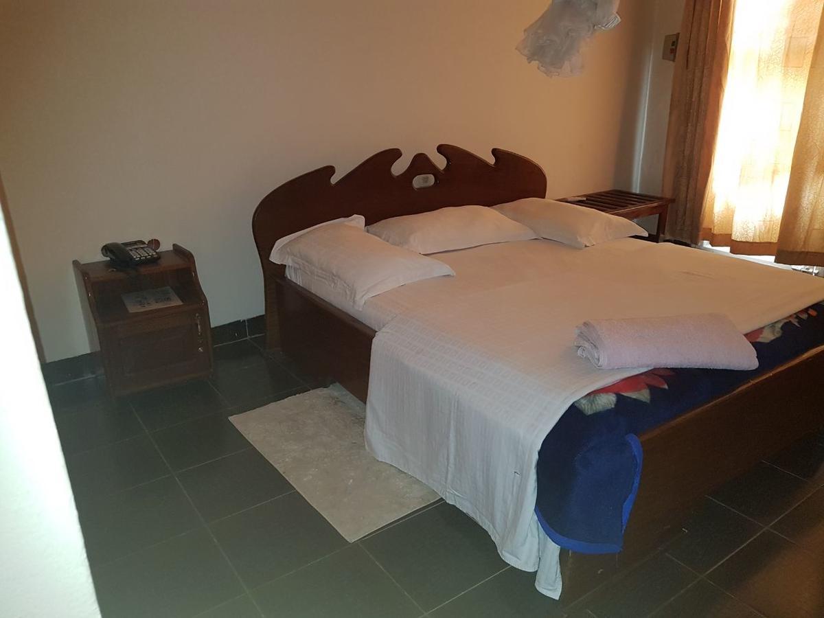Centre D' Accueil Joli Reve Hotel Kisangani ภายนอก รูปภาพ